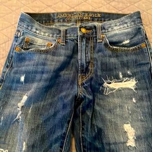 AE distressed Slim Straight Jeans